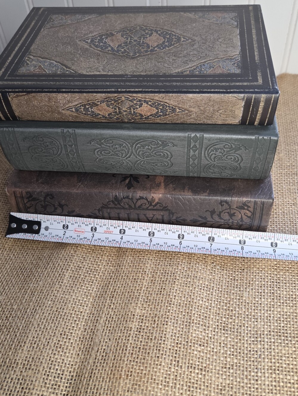 Set Of 3 Faux Books Decrotive Storage Fake Books Antique Look - Picture 6 of 7